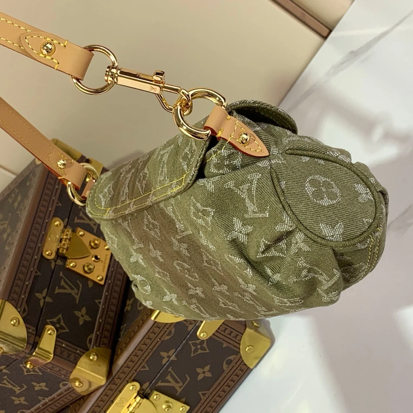 Bolso bandolera de mezclilla vintage en verde pomelo