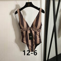 Traje de baño a rayas