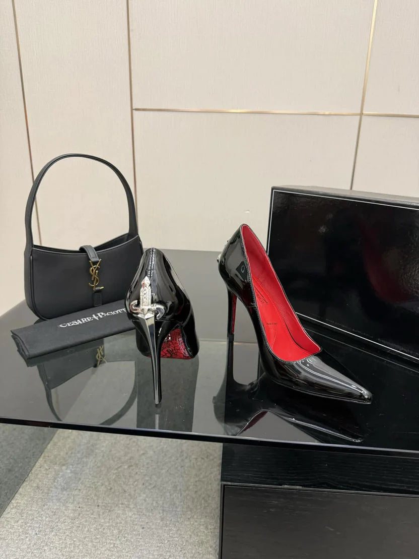 Black Red Pointed-Toe