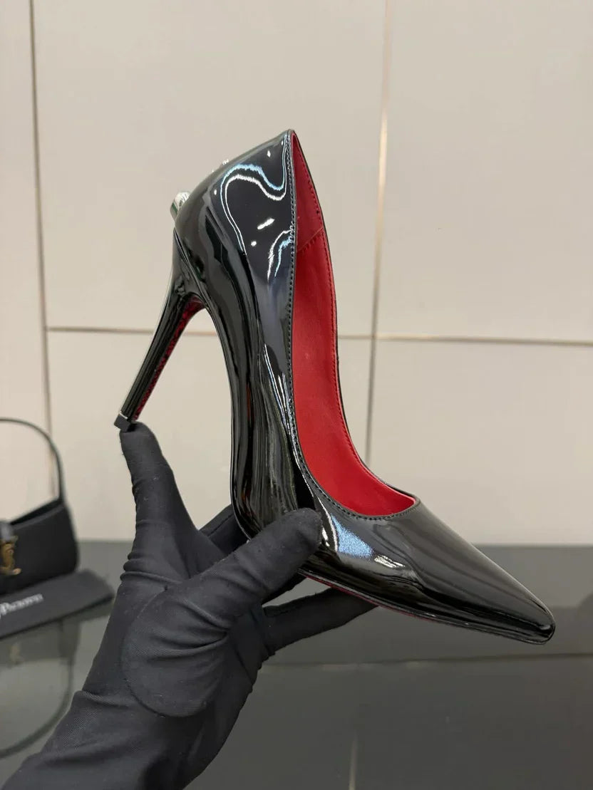 Dagger Heel